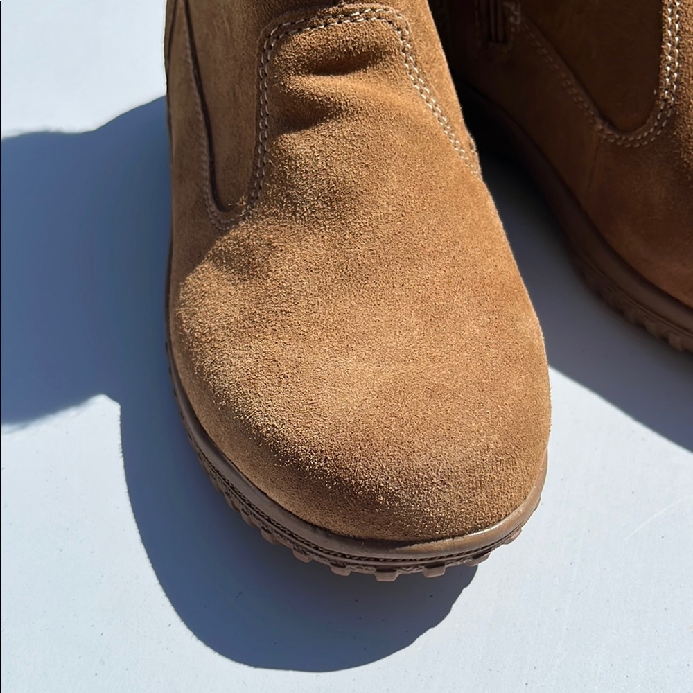 NWOT Khombu Tan Suede Winter Boots - Picture 11 of 12